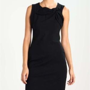 NWT Banana Republic Black sheath style Dress size 6.